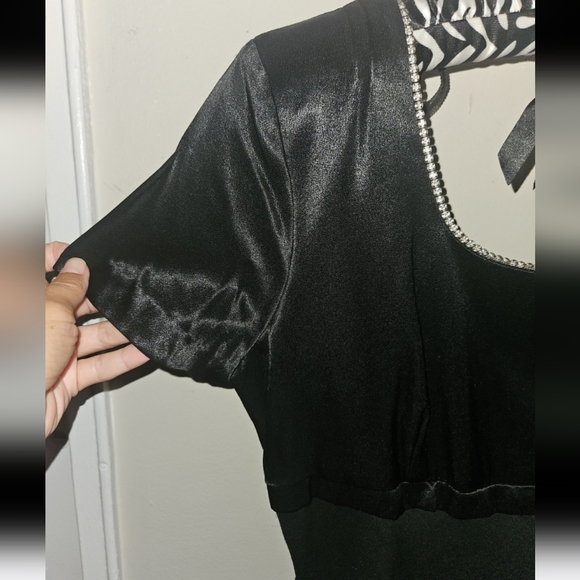 Vtg Classy long Evening Rhinestones Bow Gown satin long maxidress - Picture 4 of 14